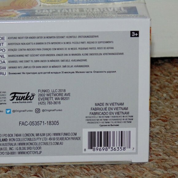 2019 Funko Pop! Marvel Captain Marvel Walmart Glow in the Dark New in Box # 432 - Picture 10 of 10